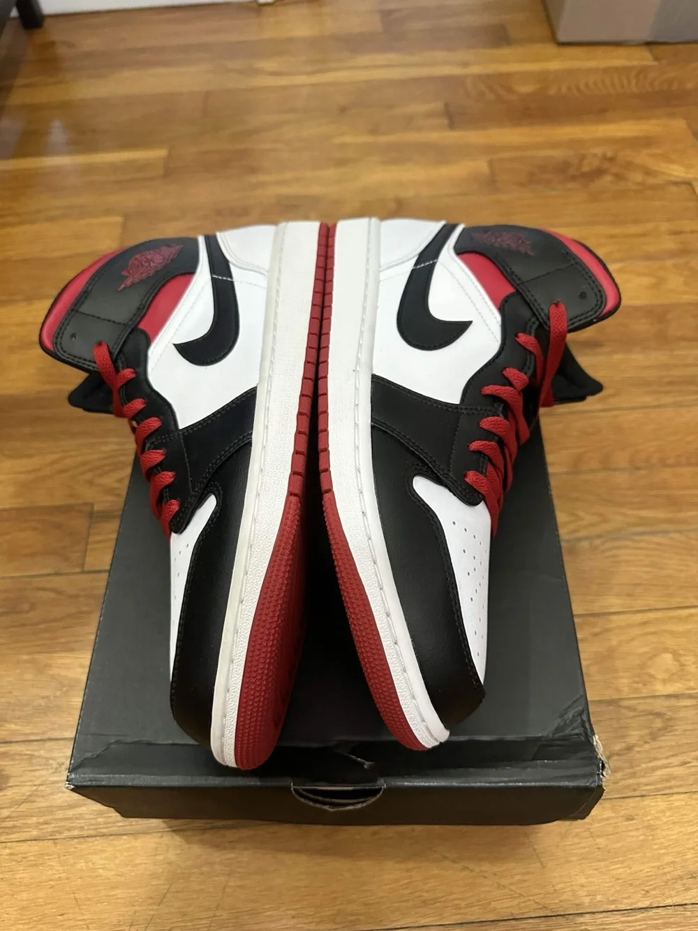 *New with Defects* Jordan 1 Mid Men White Black Red (DQ8426-106) Size 11.5